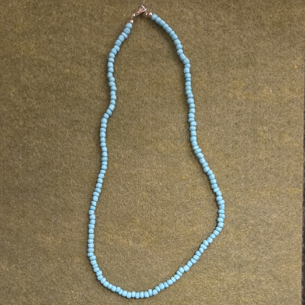 Elegant Blue Beaded Necklace